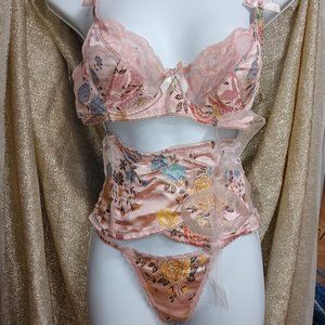 3 Piece Pink Brocade Lingerie Set